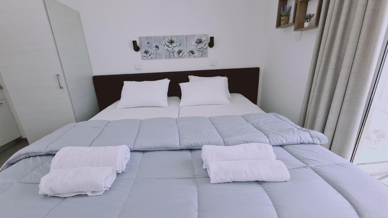Stay Napa Living Studios Ayia Napa Exterior foto