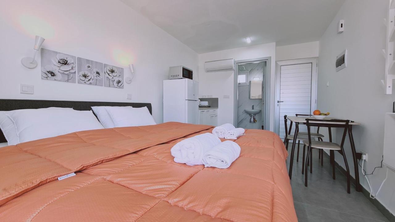 Stay Napa Living Studios Ayia Napa Exterior foto